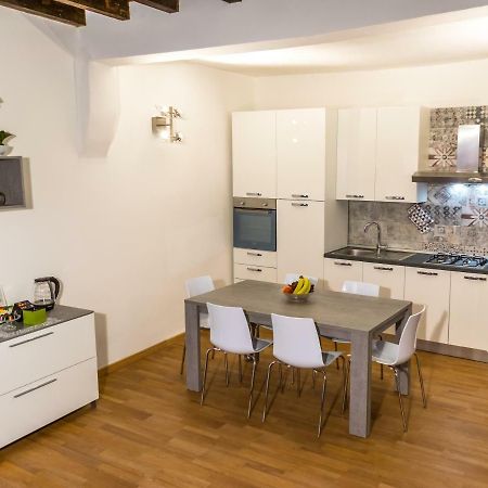La Campanella Apartment โมดินา ภายนอก รูปภาพ