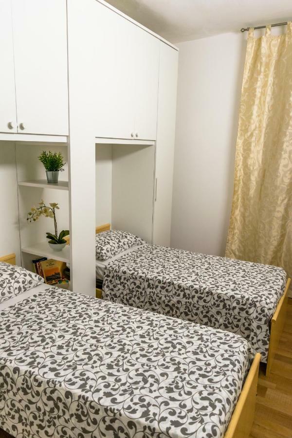 La Campanella Apartment โมดินา ภายนอก รูปภาพ